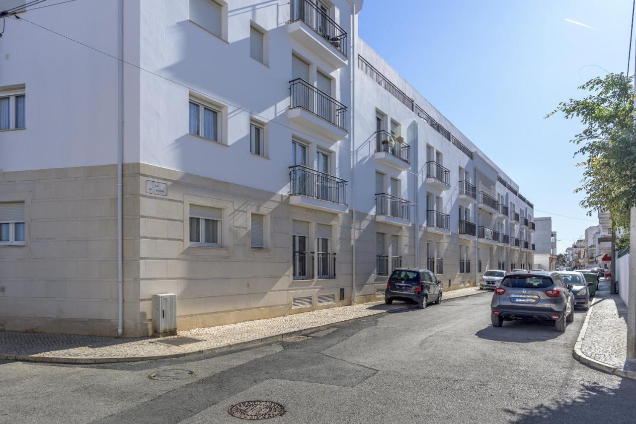 Flh Vila Real Santo Antonio Flat With Pool Вила-Реал-ди-Санту-Антониу Экстерьер фото